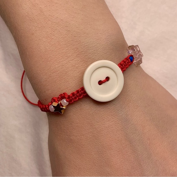 Unique Handmade Button beaded Bracelet, baby to adult - Picture 5 of 8